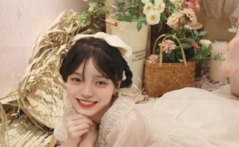 GIRLT果团网 – 高清陈雅漫户外写真资源：拍照时我就知道我会摔倒的冲击感.txt