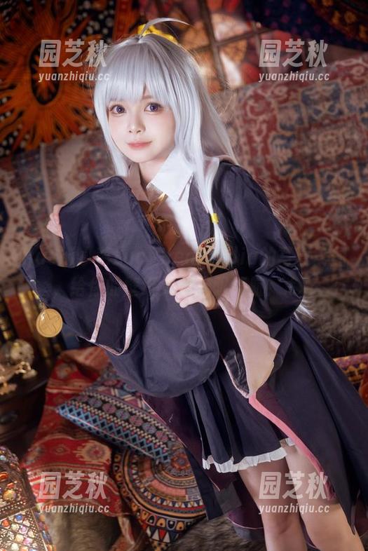 Hachi小芭LucyHeartfilia的写真美图，给你的壁纸灵感无限续航！.txt