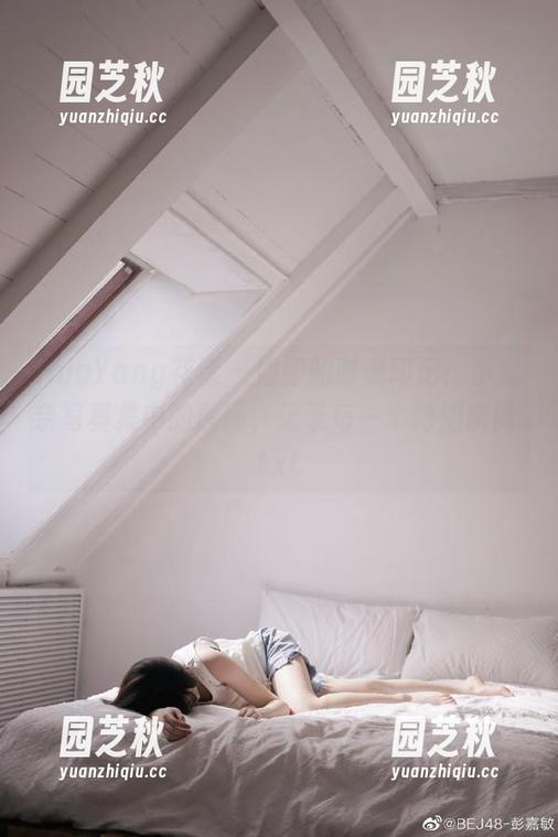 HuaYang花漾 - 姐姐的时光印记：小尤奈写真集中的原图，记录每一个特别瞬间.txt