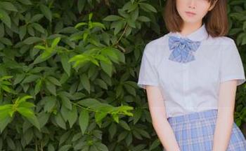 HuaYan花の颜 – 许诺Sabrina携手定制套装，呈现无与伦比的写真作品魅力.txt