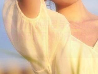 IMiss爱蜜社 – 小热巴与天台的完美结合，写真与图片记录下她的青春与梦幻！.txt