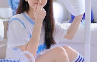 IMiss爱蜜社 – 雪儿Cier最新白丝写真作品，展现纯真与诱惑的独特魅力.txt