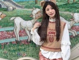 演绎汉服魅力，山茶摄影用美图展现肉丝的华丽与柔美.txt