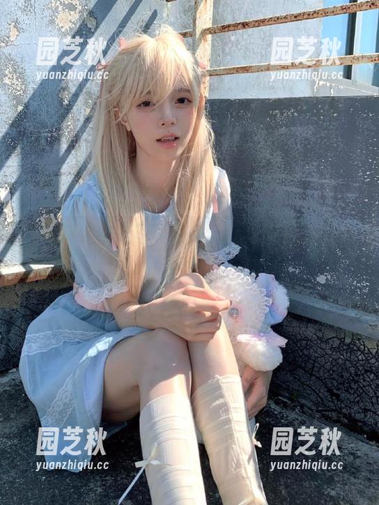 K酱清纯女友写真图册，让你感受到无尽的清新与纯真！.txt