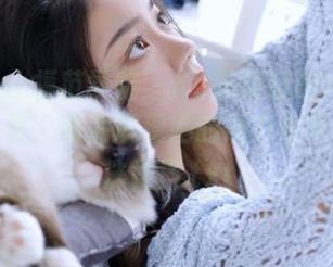 MFStar模范学院 – K8傲娇萌萌Vivian奶牛写真，高清展现她的活力与可爱，无法抵挡.txt