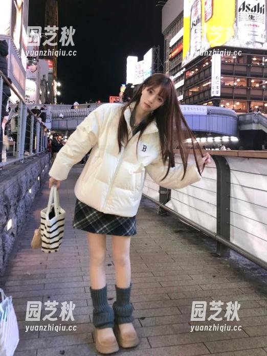 MFStar模范学院 - 想要手机壁纸不再单调？妞妞koko户外的美图收藏必不可少！.txt