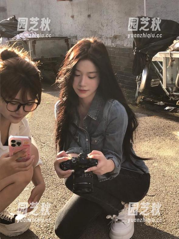 MFStar模范学院 - 李可可黑白写真集：原图展示她独特的艺术风格与情感.txt