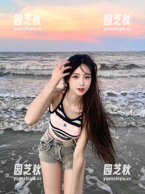 MFStar模范学院 - 徜徉在柳侑绮Sevenbaby女友的写真合集中，感受每一份资源的惊艳.txt