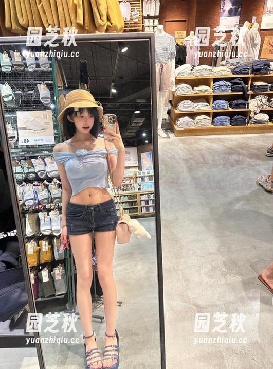 MTMeng模特联盟 - 李李七七喜喜秘书写真集下载：在时光中定格那些令人心动的美好瞬间.txt
