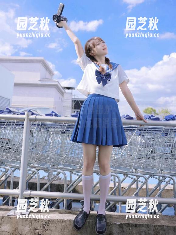 白T少女美图图包新鲜出炉：喵糖映画记录少女心的无限温柔.txt
