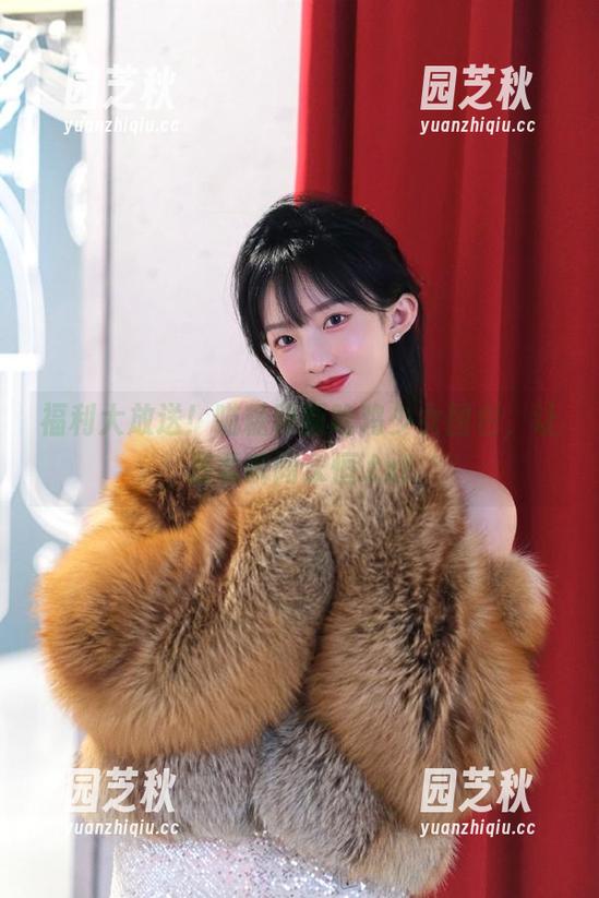 福利大放送！喵糖映画吃鸡少女图包，让温柔瞬间永恒.txt