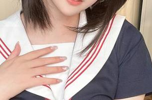 在写真图库中寻找灵感：Natsuko夏夏子与废墟风纪委员的故事.txt