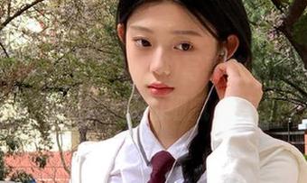 深入解读PingPing的写真艺术，揭示喜多川海梦资源的细腻之美.txt