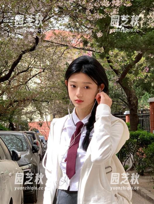 深入解读PingPing的写真艺术，揭示喜多川海梦资源的细腻之美.txt