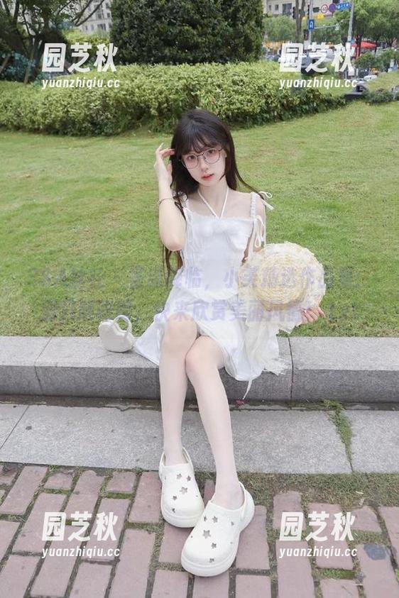 SSA丝社 - 圣诞降临，小芙精选作品集：别只顾吃喝，快来欣赏美丽风情！.txt