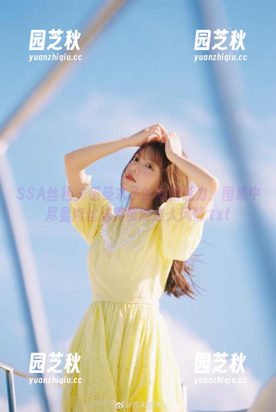 SSA丝社 - 感受木子的私拍魅力：图集中尽显肉丝袜美脚的迷人风情.txt