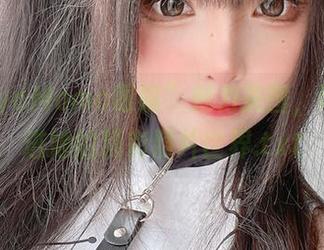 “SayoMomo眼镜”魅力美图，带你走进她的精彩照片世界.txt
