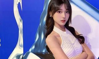 TouTiao头条女神 – 探索信悦儿的学姐写真，细腻原图带你领略不一样的风格！.txt