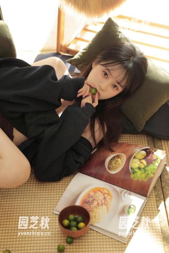 UGirls尤果网 - 拥抱自然的美丽：乔依琳户外高清图集，定格动人心灵的瞬间.txt