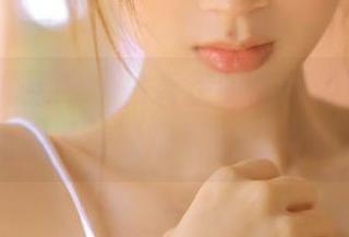 UGirls尤果网 – 徐梓伊的透明美图分享，谁说透明才是最难驾驭的风格？.txt