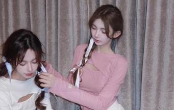 UGirls尤果网 – 探索易阳的空姐写真艺术：精美原图与图片，展现女性的自信与优雅.txt