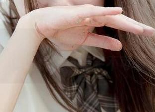 UGirls尤果网 – 温鈊怡礼服合集-在这组图片中，谁说优雅与搞笑不可兼得？.txt