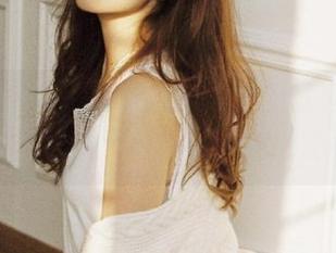 UGirls尤果网 – 无圣光的清新写真，王幼贞妹妹果然不同凡响，图包抢先看.txt