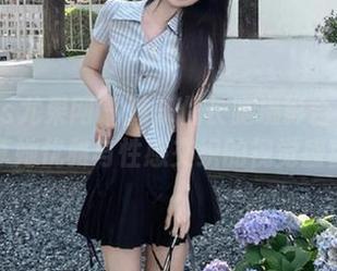 UGirls尤果网 – 韩乐优长腿摄影合集：尽情分享她优雅与性感交织的视觉盛宴.txt