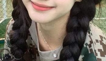 XIAOYU语画界 – 自嘲少女的逆袭，徐莉芝原图写真的真相让你忍俊不禁.txt