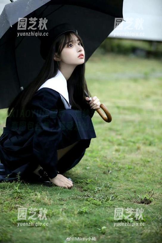 XIAOYU语画界 - 婚纱与豆瓣酱：独特写真图包合集，感受爱的氛围与温度！.txt