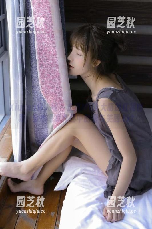 Xiuren秀人网 - 走进Milk大萌的红裙世界，分享写真作品中的爱与美丽.txt