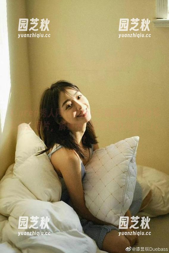 Xiuren秀人网 - Mina米娜最新裤里丝写真精选图片，解锁不一样的魅力风情！.txt