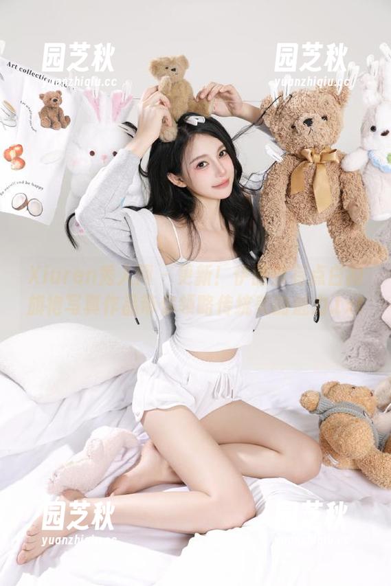 Xiuren秀人网 - 更新！伊丽莎有点白的旗袍写真作品带你领略传统美的魅力.txt
