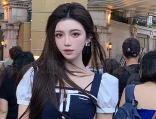 Xiuren秀人网 – 全新南初妹妹御姐写真图包，带你领略不一样的时尚风采.txt