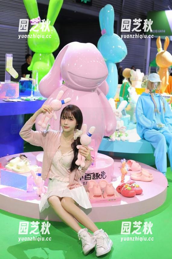 Xiuren秀人网 - 最新分享：喵喵JOJO校园时光，展现青春最美的瞬间与独特气息.txt