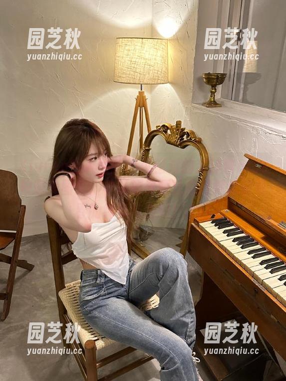 Xiuren秀人网 - 不可错过的奈汐酱nice校服美图集，丰富的资源让你尽情欣赏青春的纯真与美好！.txt