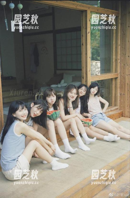 Xiuren秀人网 - 奶喵喵的私拍旅程，美图定格每一次心动瞬间.txt