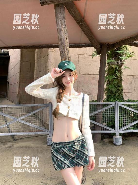 Xiuren秀人网 - 免费获取妲己toxic的厨娘写真照片，感受她每一道菜背后的独特故事！.txt
