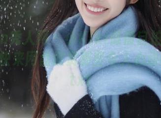 Xiuren秀人网 – 小Kiki倾情自拍写真大揭秘：快来网盘欣赏那些令人心动的瞬间.txt