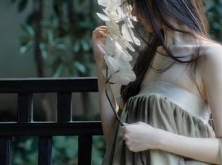 Xiuren秀人网 – 感受林文文美腿的绝美气质，图集及下载方式尽在这里.txt