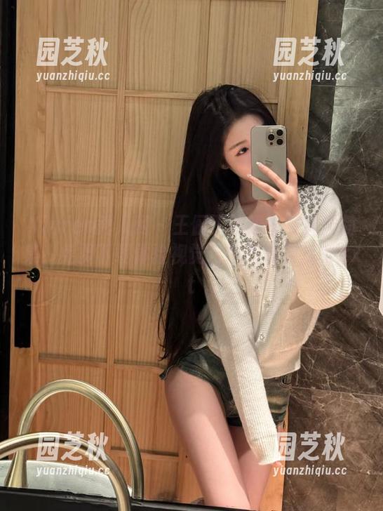 Xiuren秀人网 - 王俪丁呀奶牛写真作品集，免费下载体验视觉艺术的极致魅力.txt