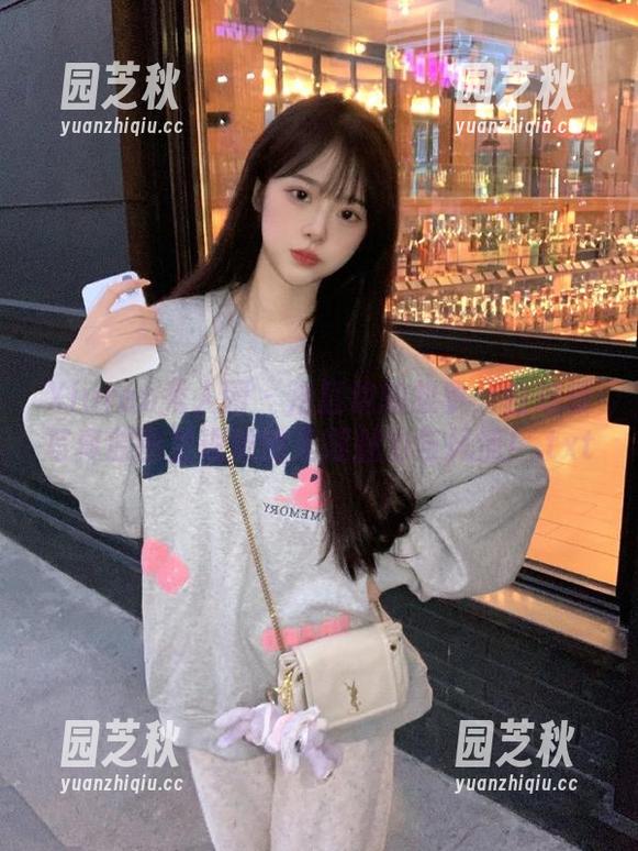 Xiuren秀人网 - 浴缸边的故事：白琮瑗写真原图呈现她的无限魅力与风情！.txt