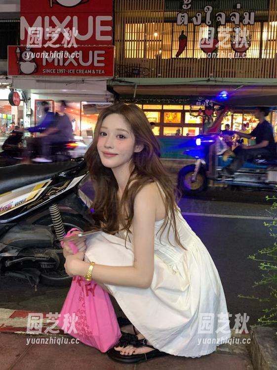 Xiuren秀人网 - 下载“绯月樱-Chery万圣节”惊艳写真，网盘链接随时可用，感受万圣夜的神秘吧！.txt