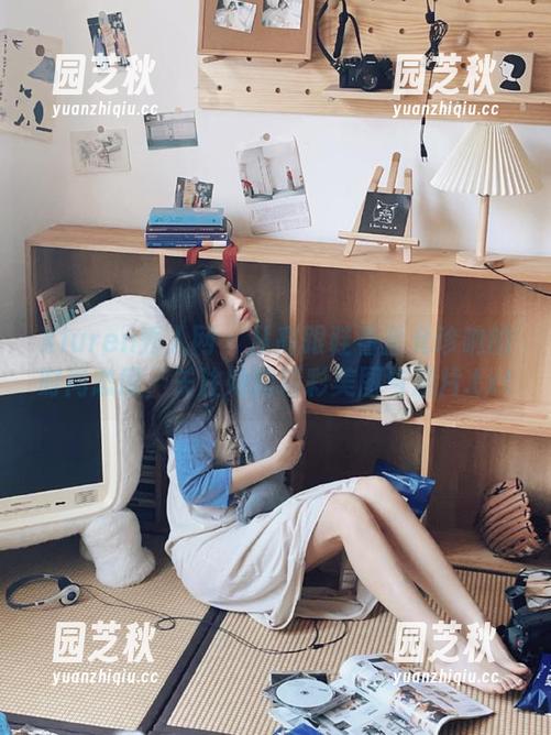 Xiuren秀人网 - 从高跟鞋看金允珍呐的时尚态度，关注她的精彩美图与照片.txt
