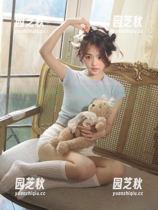 YALAYI雅拉伊 - 最新高若童连体衣写真资源震撼上线，带你体验绝美时尚之旅.txt