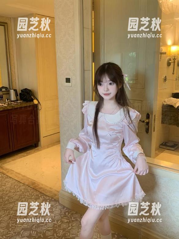 YITUYU艺图语 - 小羊崽吃了吗最新裸足写真合集：每一张都讲述着故事的图集.txt