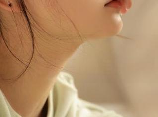 YouMi尤蜜荟 – 妲己_Toxic奶牛图包——呆萌与性感并存的绝佳写真合集.txt