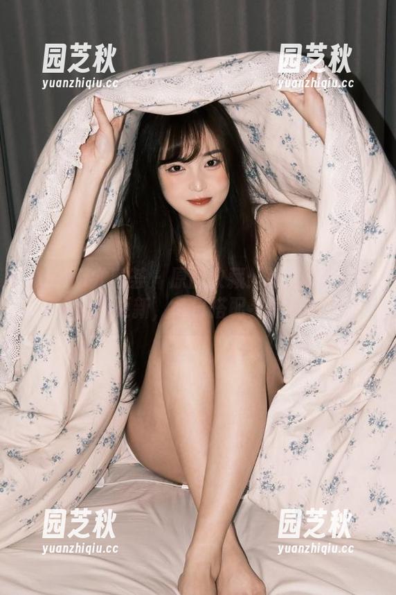 YouMi尤蜜荟 - 原图收藏：张思允Nice毛衣全新更新，冬日搭配灵感爆棚.txt