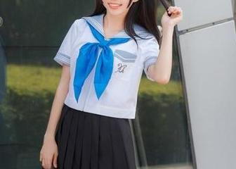 YouWu尤物馆 – 陆萱萱Cecilia的连体衣写真作品：每一张图片都恰如其分.txt