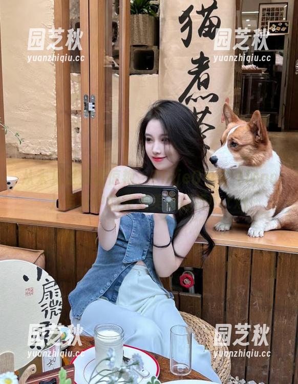 从未见过如此惊艳，ZinieQ电宝（Iono）写真中的完美美图解析！.txt